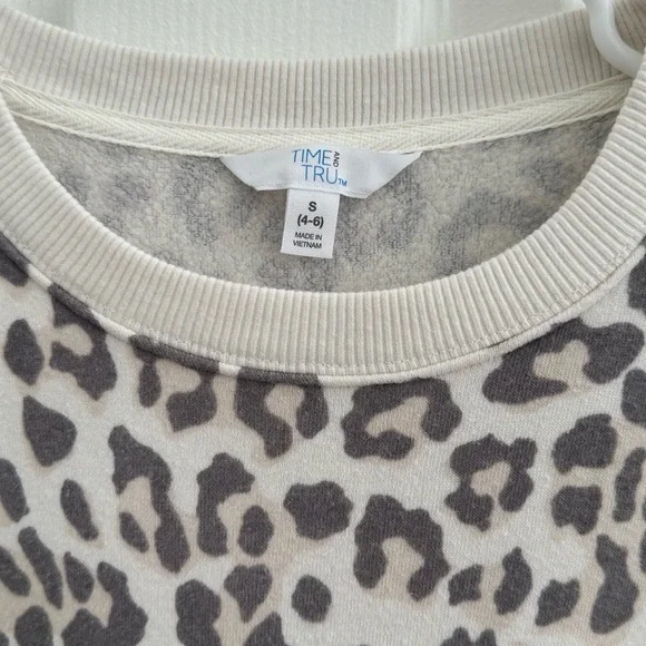 Time and Tru tunic sweatshirt - Picture 2 of 6